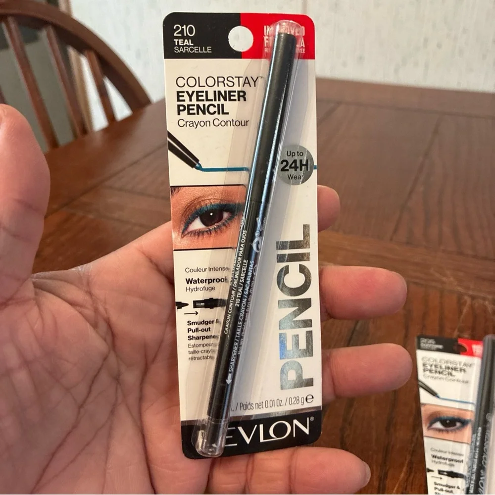 Revlon Colorstay Eyeliner Pencil 205 Sapphire, 210 Teal, Waterproof 24 Hour-2
